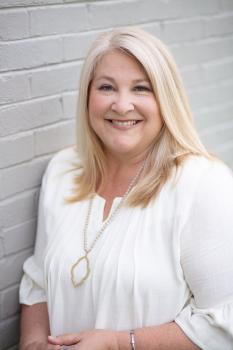Suzanne Thomas
