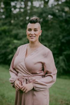 Laura Davis