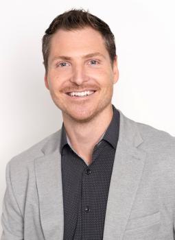 Troy Everett